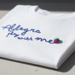 T-shirt brodé Allegra Play with Me